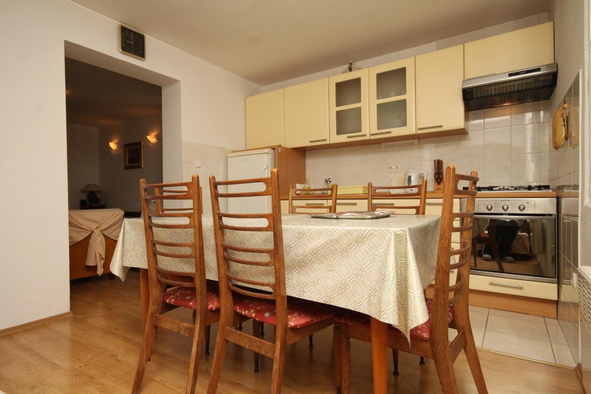 Apartments And Rooms With Parking Space Tucepi, Makarska - 6901 객실 사진
